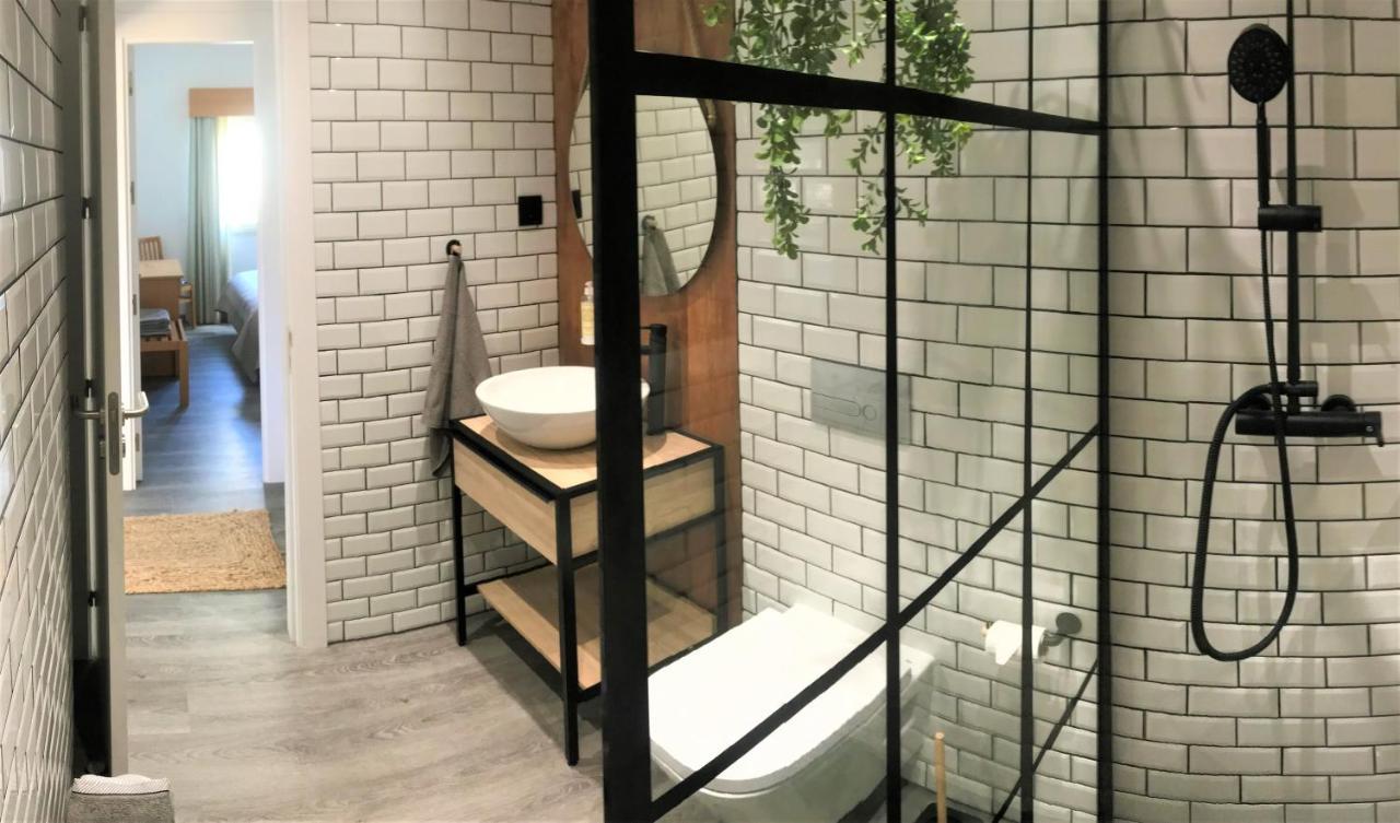 Ela'S Terrace Apartment Алвор Екстериор снимка